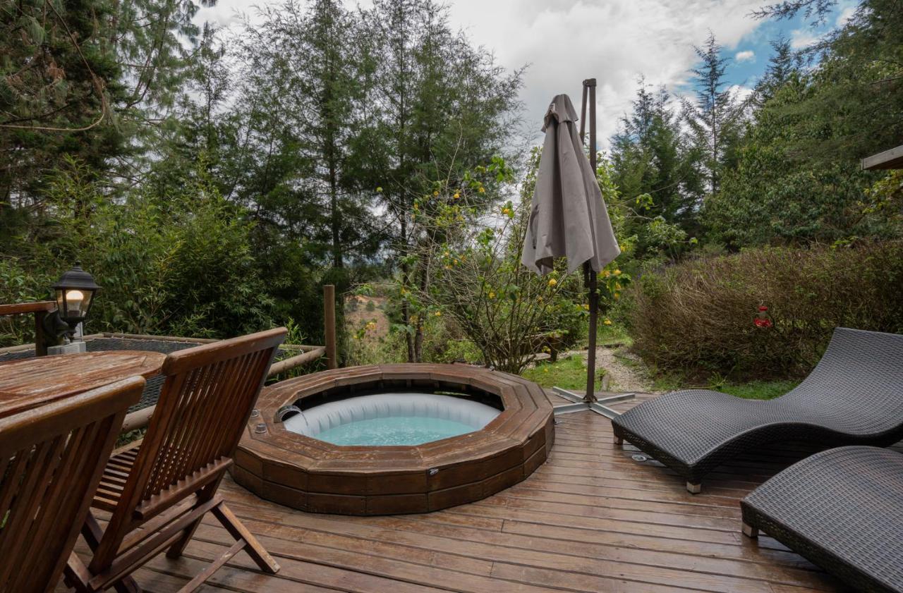 Bubblesky Glamping 40 Min From Medellin Otel El Retiro  Dış mekan fotoğraf