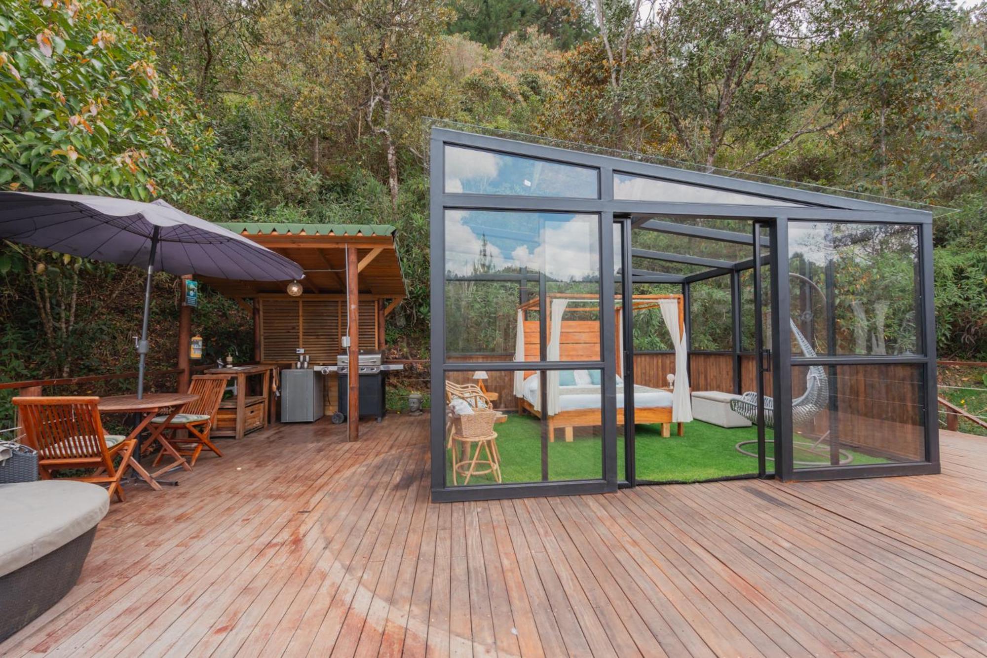 Bubblesky Glamping 40 Min From Medellin Otel El Retiro  Dış mekan fotoğraf