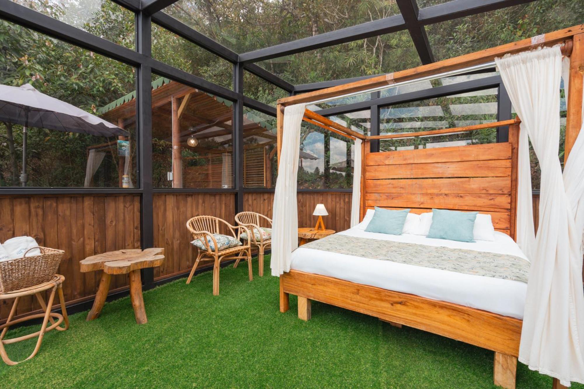 Bubblesky Glamping 40 Min From Medellin Otel El Retiro  Dış mekan fotoğraf